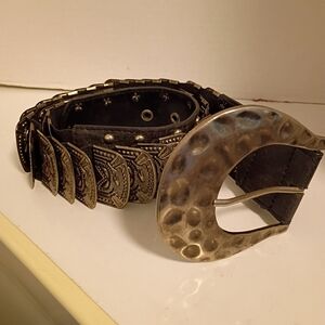 Unbranded Vintage Women's‎ Silver Hammered Buckle Scaled Stretch Retro Punk Belt